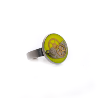 Anillo ajustable amarillo con disco de engranajes